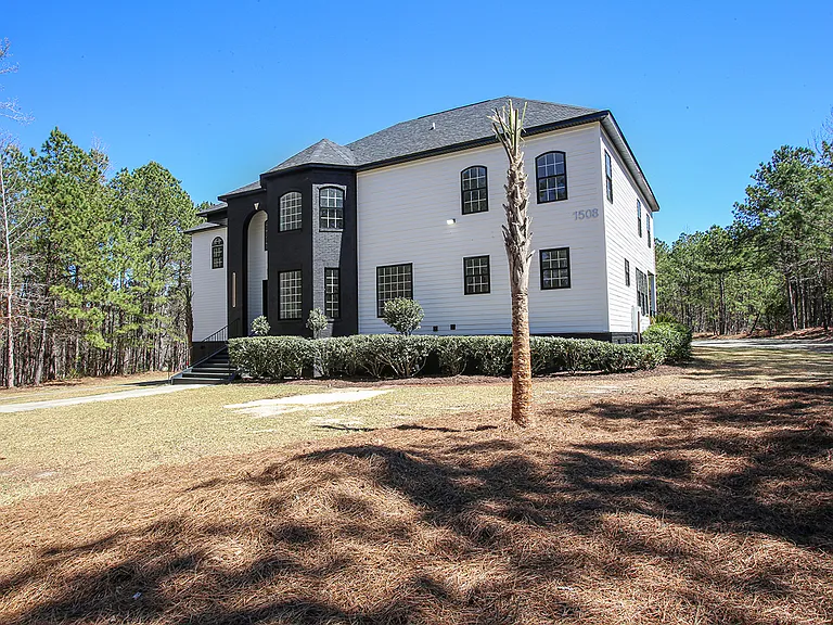1508 Mullis Rd — Photo 11