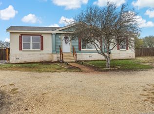231 COUNTY ROAD 5635, Castroville, TX 78009