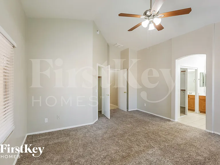 14944 N 133rd Dr — Photo 8