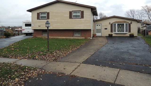 1st image of 7525 White Bridge Ct