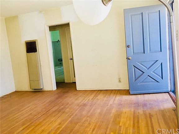 3rd image of 14411 S Budlong Ave