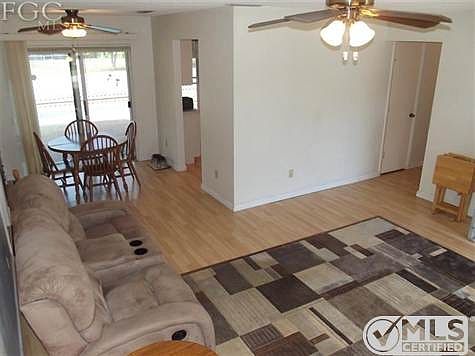 3rd image of 1028 SE 19th Ave