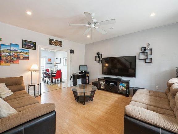 2nd image of 3148 78th St