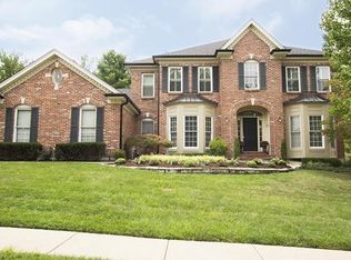 1337 Conway Oaks Dr, Chesterfield, MO 63017