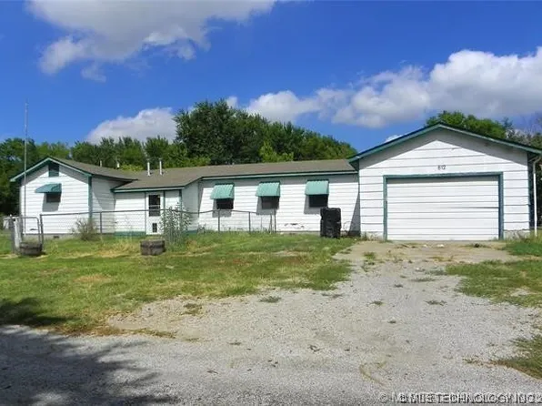 812 N Cherry Ave, Delaware, OK 74027