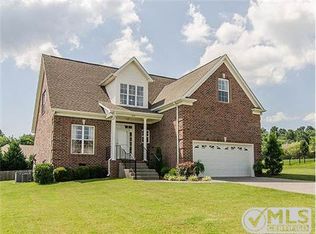 1015 Kellyn Ln, Hendersonville, TN 37075