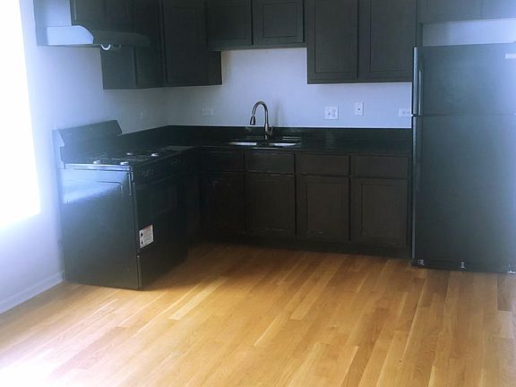 3rd image of 1539 E 72nd St #3