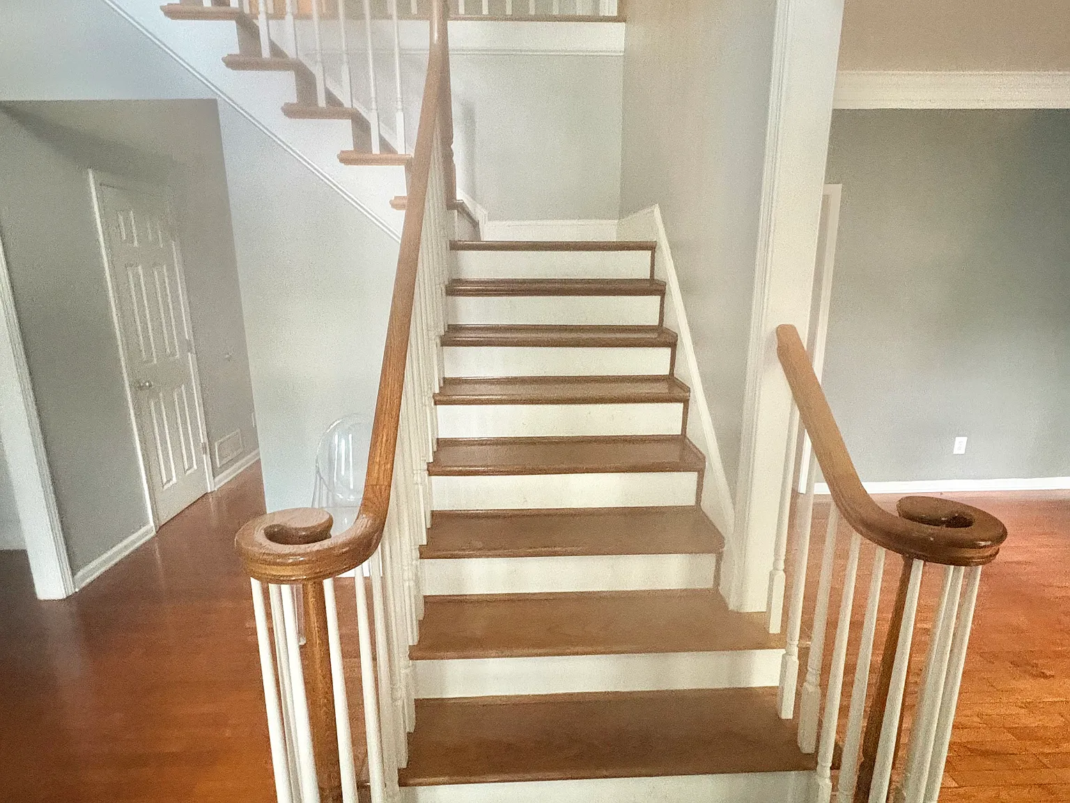 5 bed, 3.5 bath, 3442 sqft, $2,900 — Photo 3