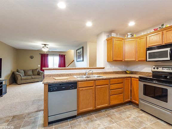 3rd image of 151 War Admiral Ln