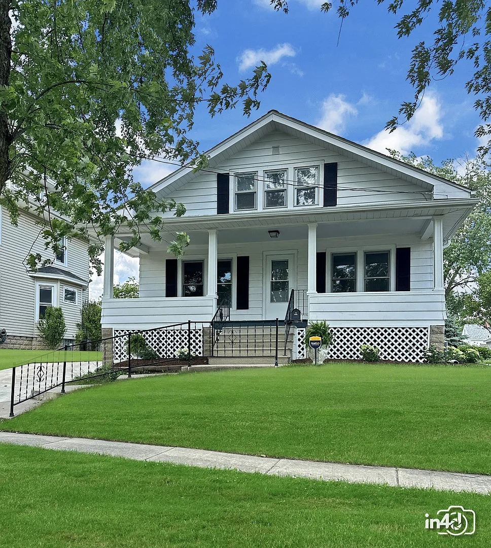 717 N Lincoln Ave photo 1