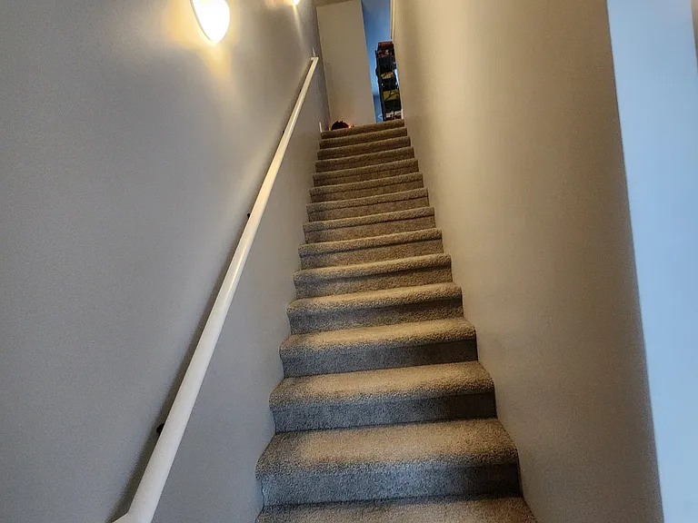 209 Rainier Dr — Photo 5