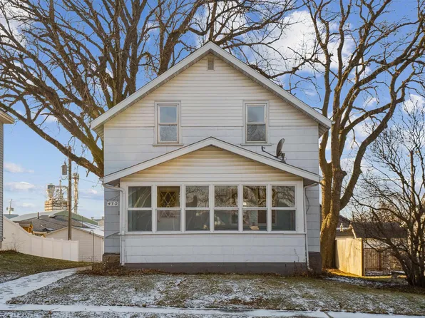 430 Railroad St, Hudson, IA 50643