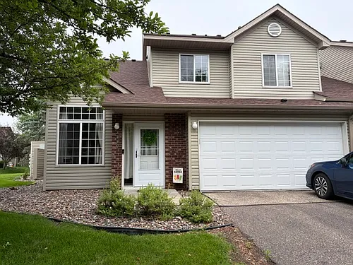 2336 Oakridge Cir Photo 1 2336 Oakridge Cir Photo 1