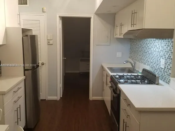 1555 Pennsylvania Ave, Miami Beach, FL 33139