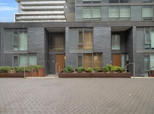 106 Varna Dr #8, Toronto, ON