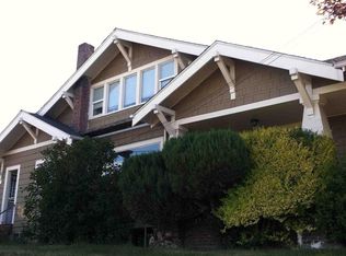 802 NE 71st St, Seattle, WA 98115