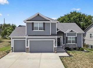 9106 N Garfield Ave, Kansas City, MO 64155