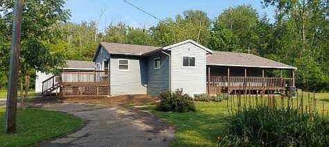 2nd image of 44285 44th Ave