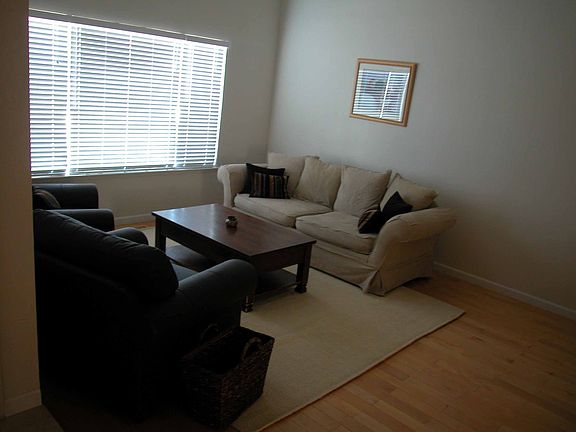2nd image of 142 Regent Dr