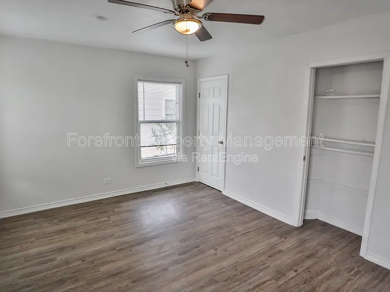 2426 Cincinnati Ave — Photo 5