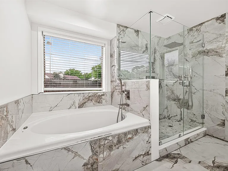 13318 Ascot Glen Ln — Photo 13
