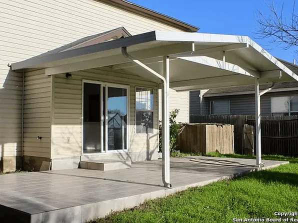 5210 Erickson Blf, San Antonio, TX 78247