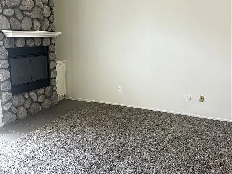 5131 Dunbar Dr — Photo 2