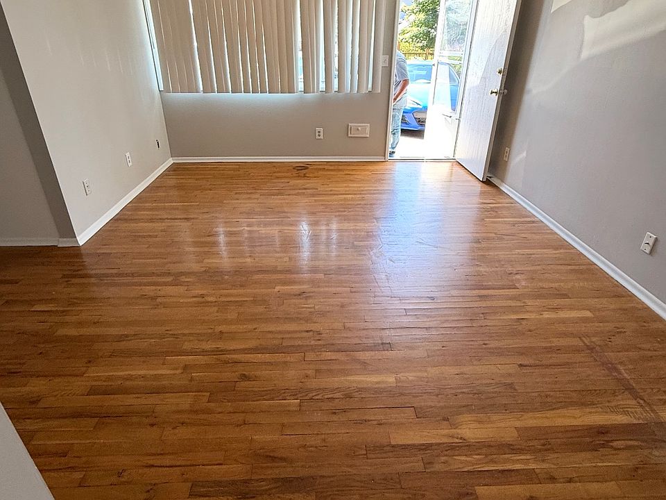 1st image of 7509 NE Pacific St #7515