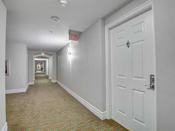 3rd image of 651 Okeechobee Blvd APT 301