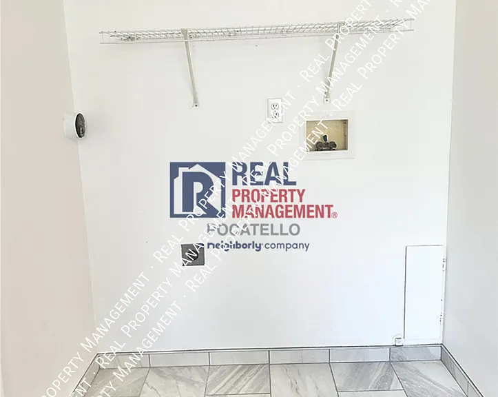1420-1422 Jensen St #1422 — Photo 6