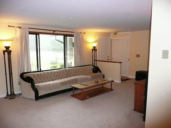 5th image of 12545 Shadowbrook Dr SW