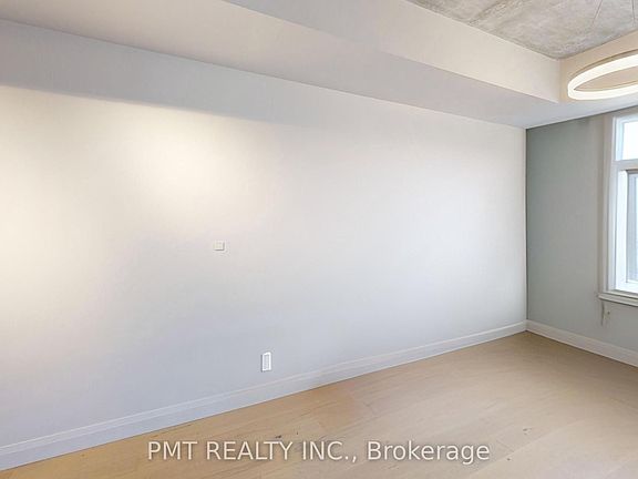 4th image of 550 Front St W Unit Penthouse 17