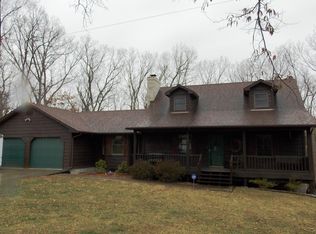 9541 S Constien Rd, Columbia, MO 65203