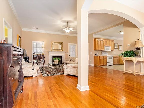 5th image of 3955 Morris Burn Dr