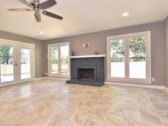 4th image of 12765 Whispering Hills Ln