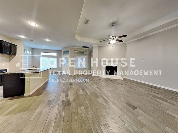 5th image of 3804 Gennaker Dr