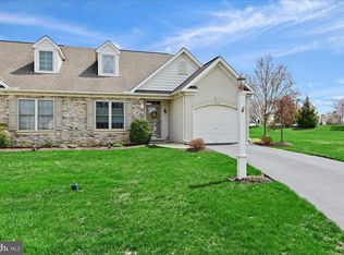 8 Oldham Ct, Lancaster, PA 17602