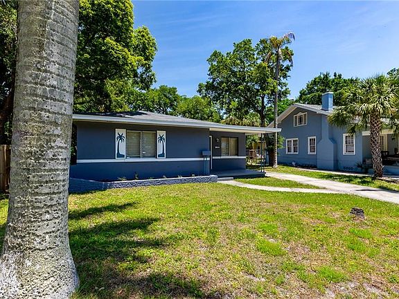 3rd image of 2832 Valencia Way S