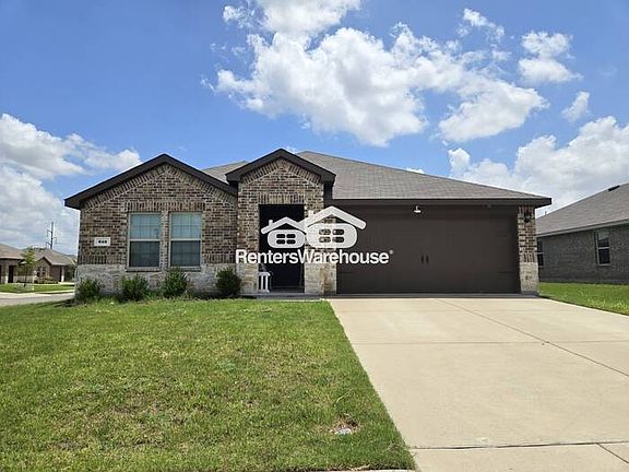 3rd image of 616 Chuck Wagon Dr