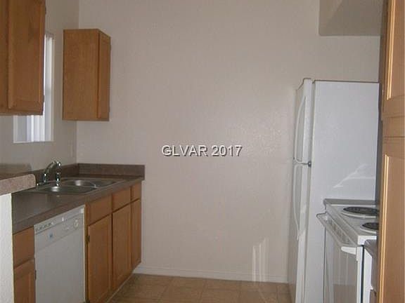 4th image of 45 Maleena Mesa St APT 215