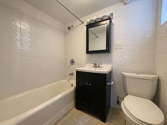 4th image of 2729 John F Kennedy Blvd #B21e
