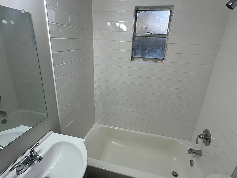 2911 E 33rd Ave #A — Photo 10