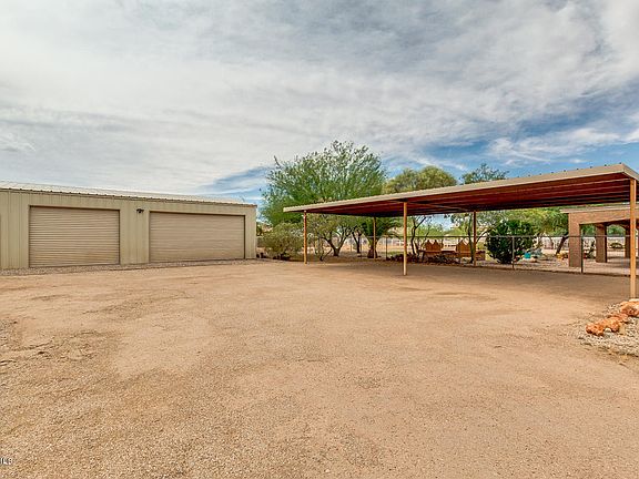 2nd image of 3581 E Santa Clara Dr