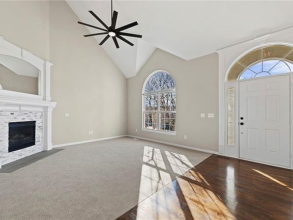 5th image of 10118 Miller Ln