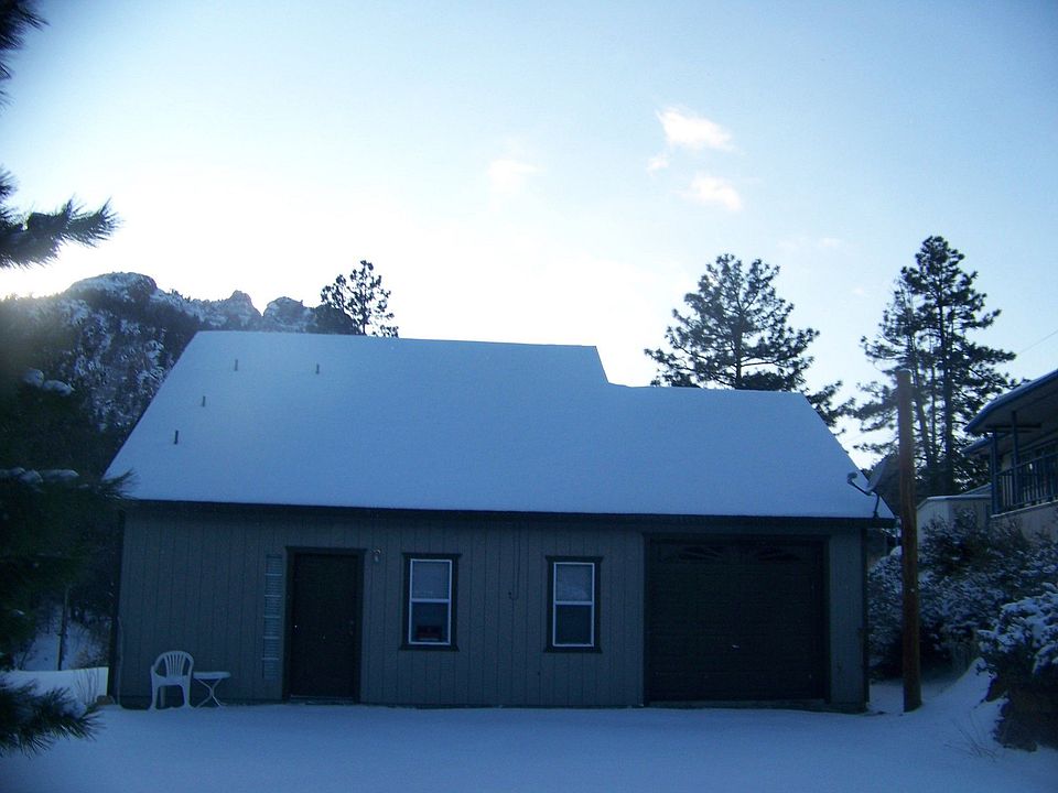 4565 Manzanita 2-story cabin