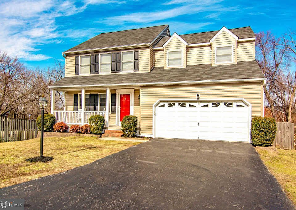 1st image of 608 Kenora Woods Ct