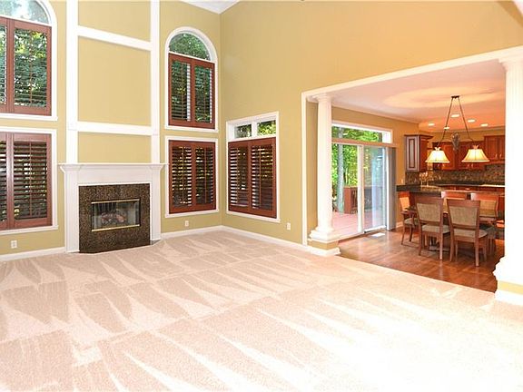 5th image of 4276 Riverbirch Run