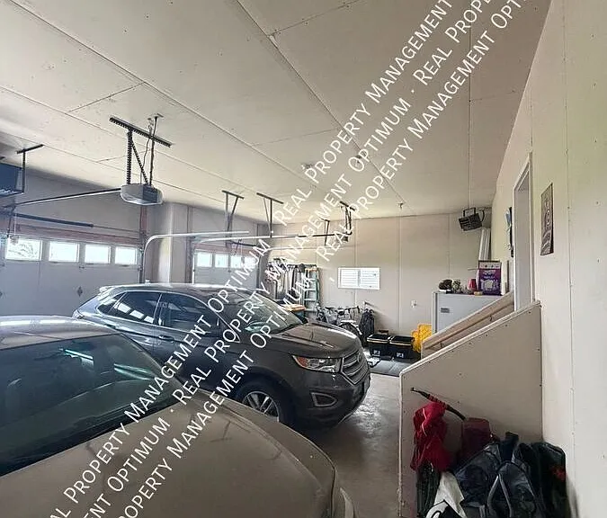 6365 Saint Ann Ave — Photo 35