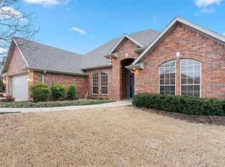 273 S Briarhill Dr, Farmington, AR 72730