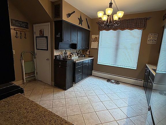 5th image of 508 Walnut St